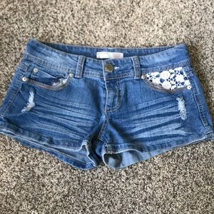 No Boundaries Shorts